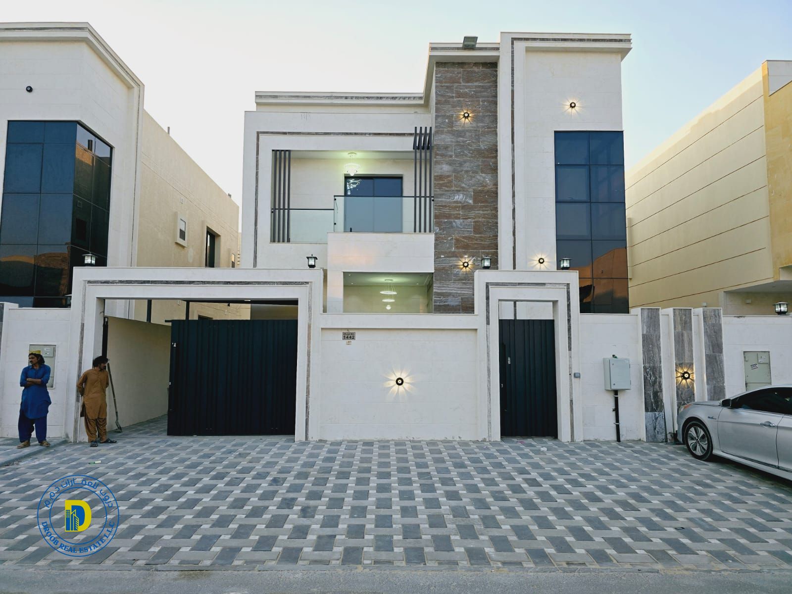 For sale, a modern 3-bedroom villa in Al Yasmeen area, Ajman