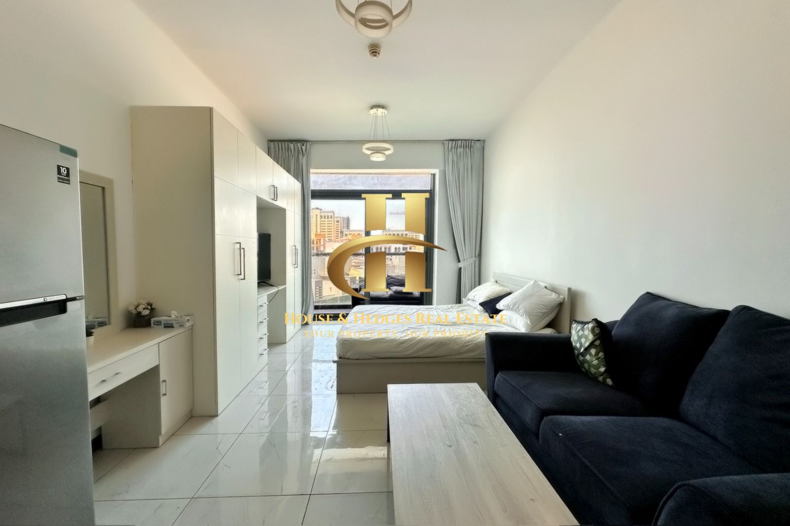 apartment card