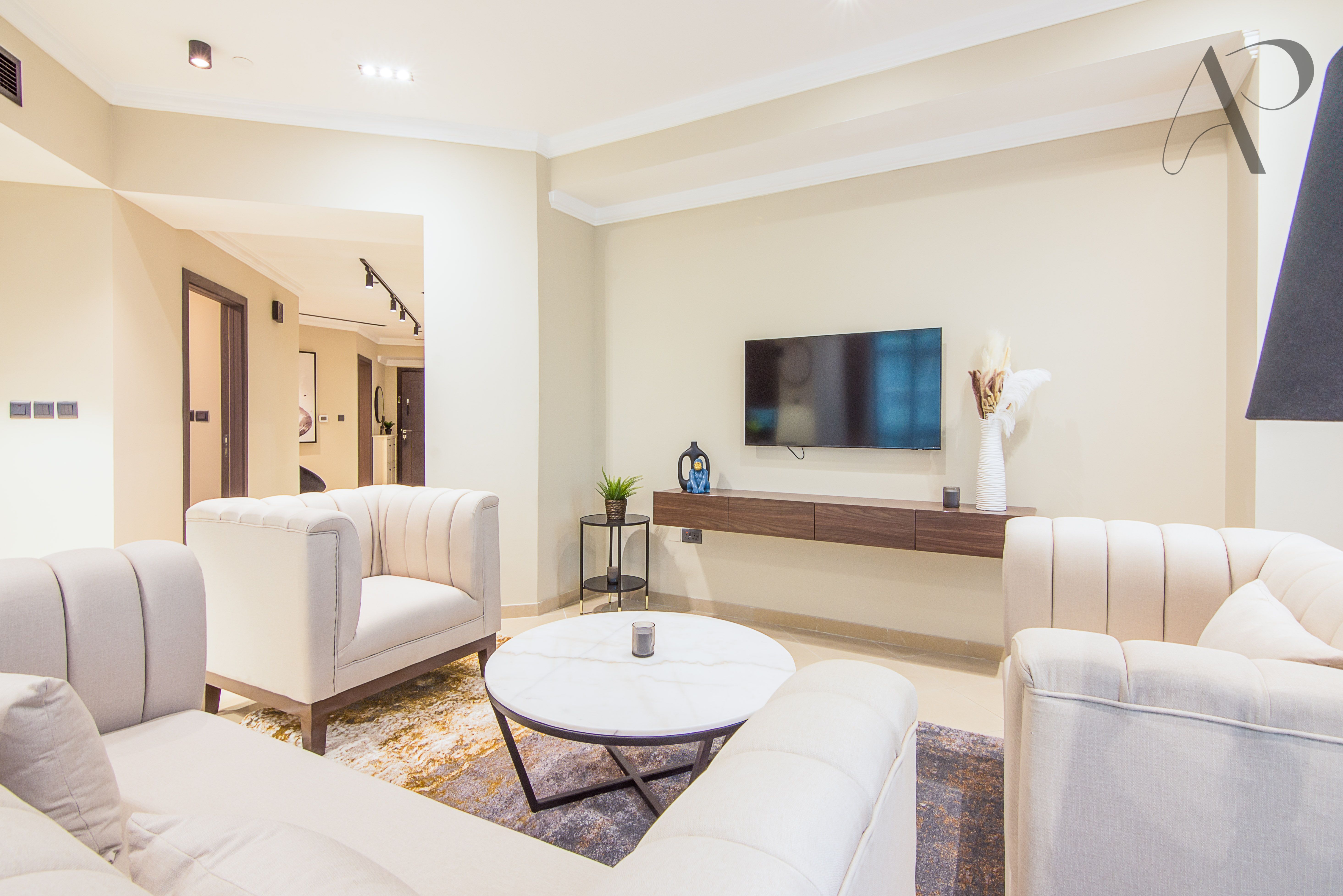 2BR + Maid’s Room in the Heart of Dubai Marina