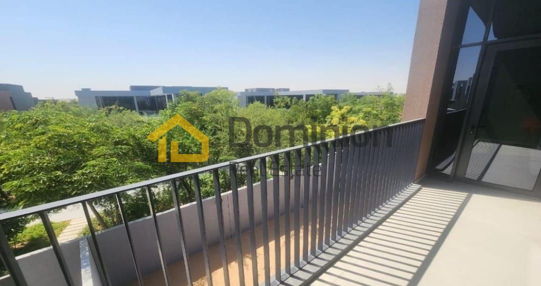 Luxury Community | Spacious Modern Home