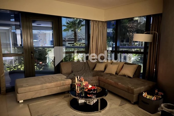 apartment card