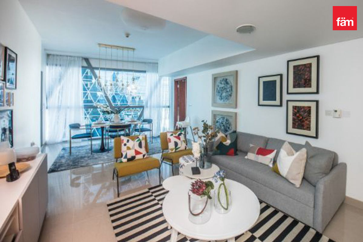 apartment card
