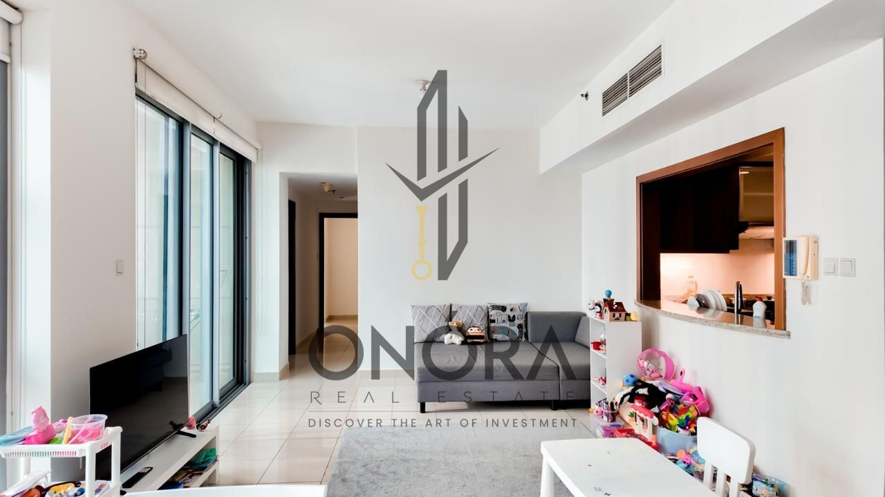 apartment card