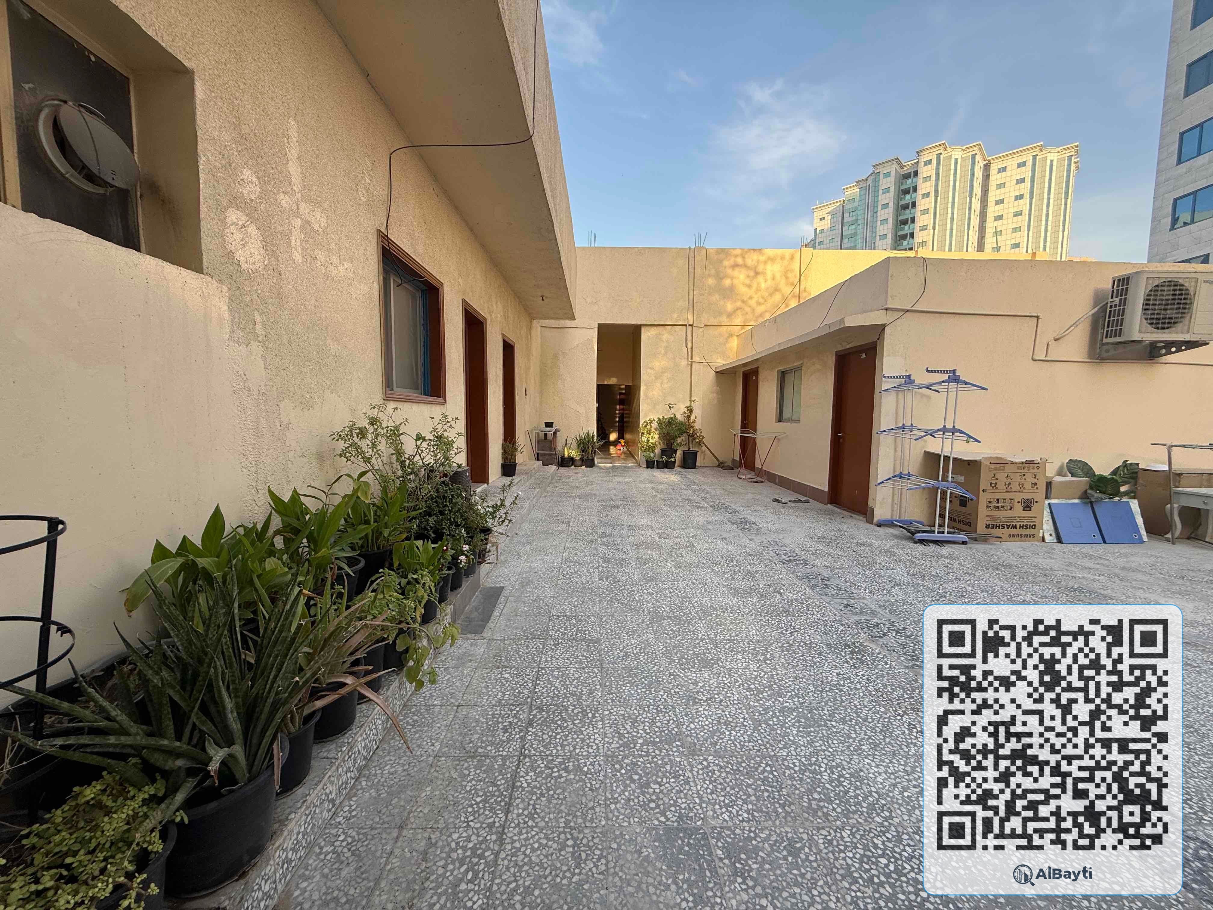 Commercial & Residential Villa for Sale in Nuaimiya 3, Ajman –Annual rental income of AED 264,000 | Prime Location | G+6