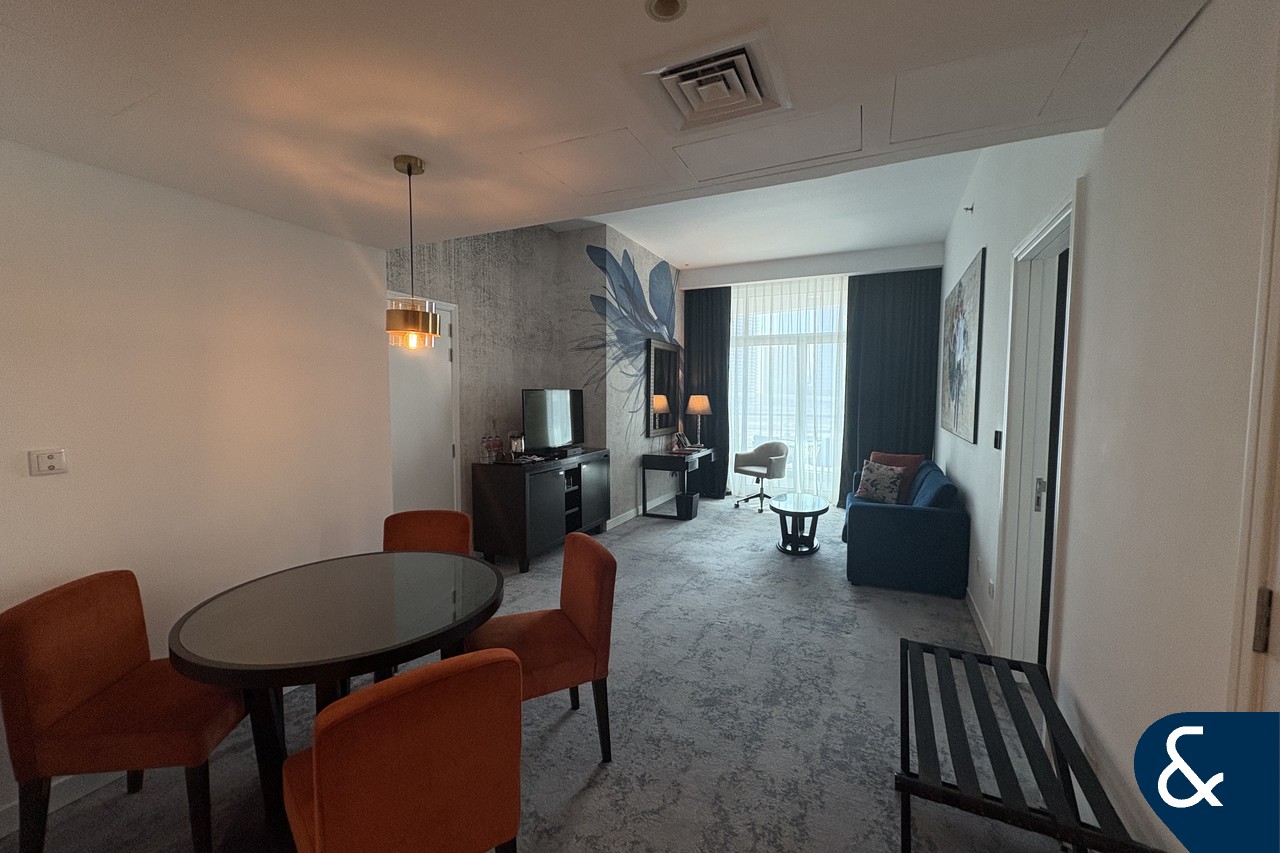apartment card