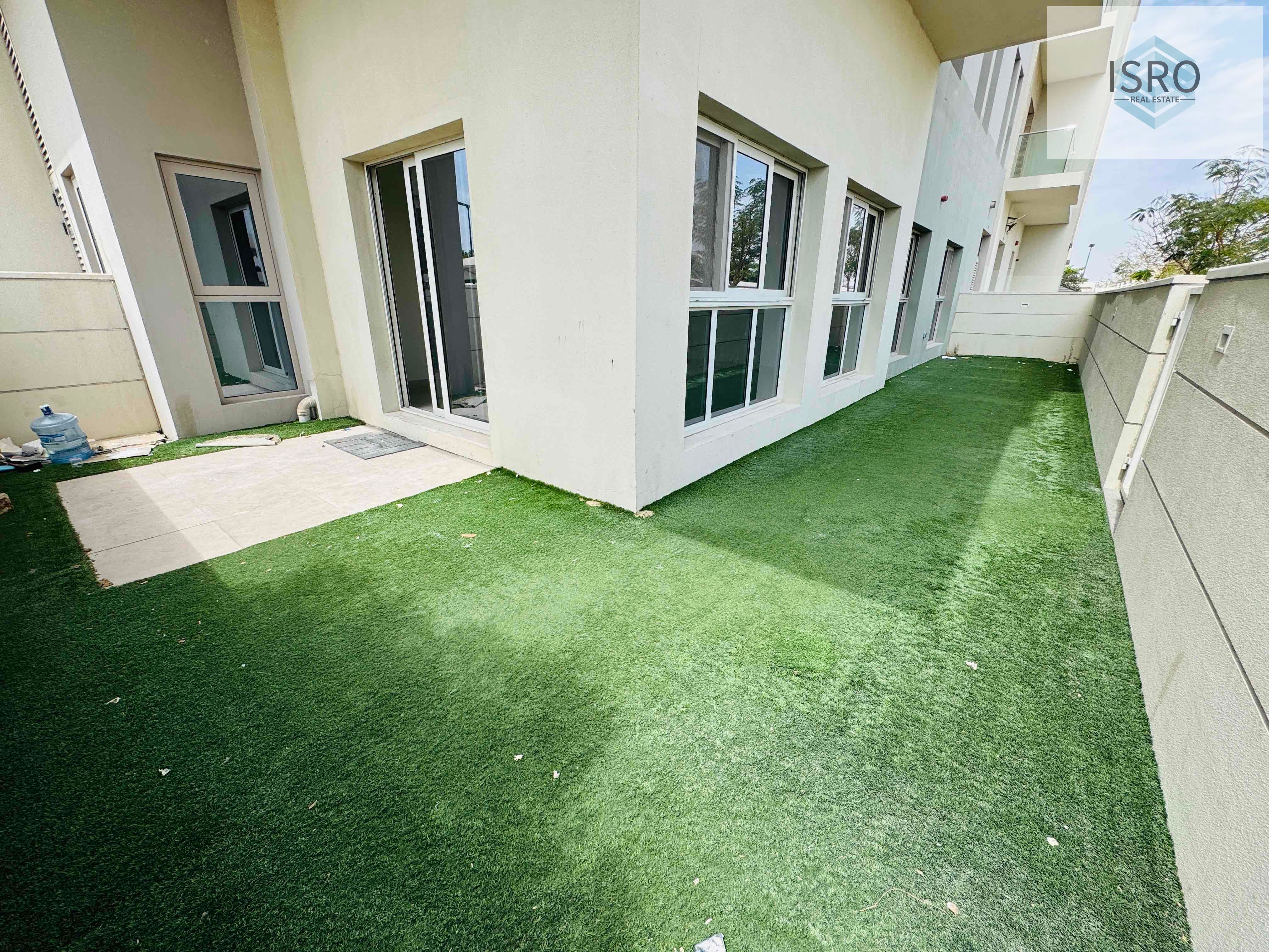 2BEDROOM WITH PRIVATE GARDEN GATED COMMUNITY GARDEN APARTMENT