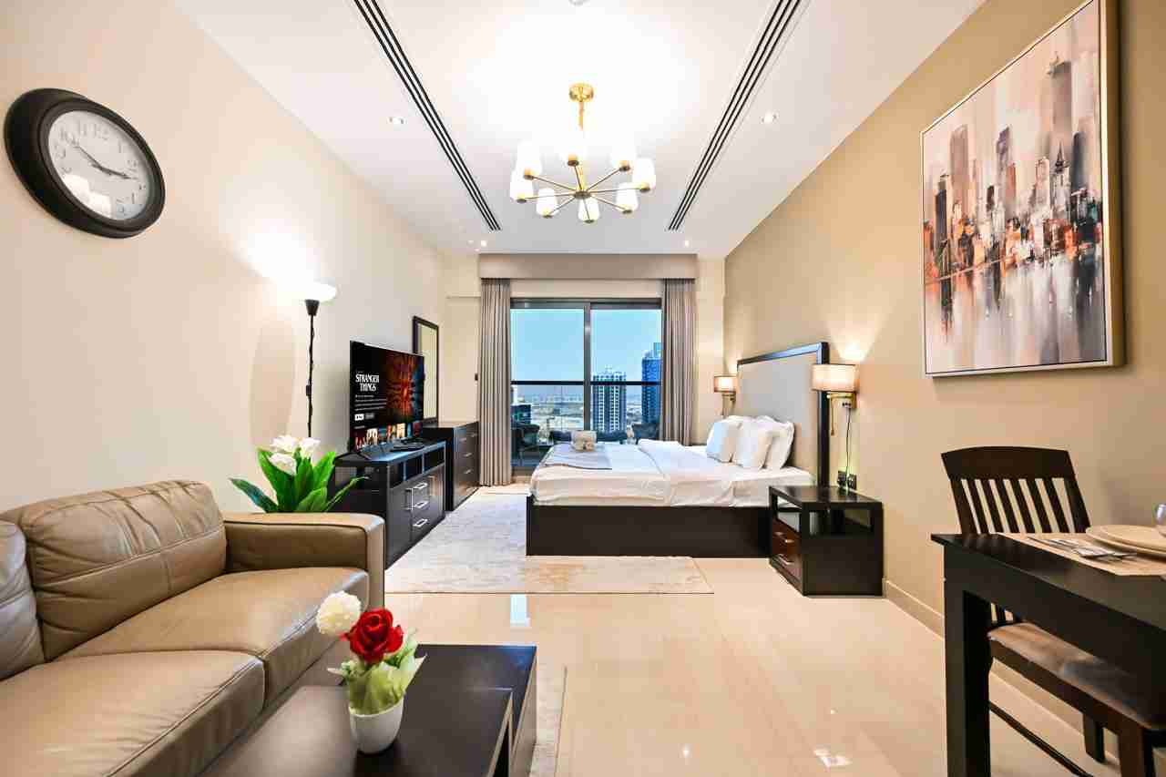 FULLY FURNISHED APARTMENT