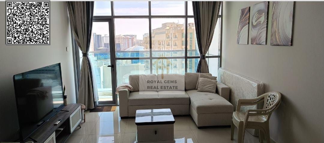 Full open view Huge 1 bedroom Luxury Home amazing layout