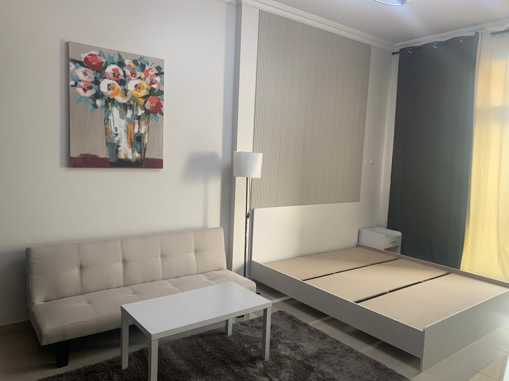 apartment card