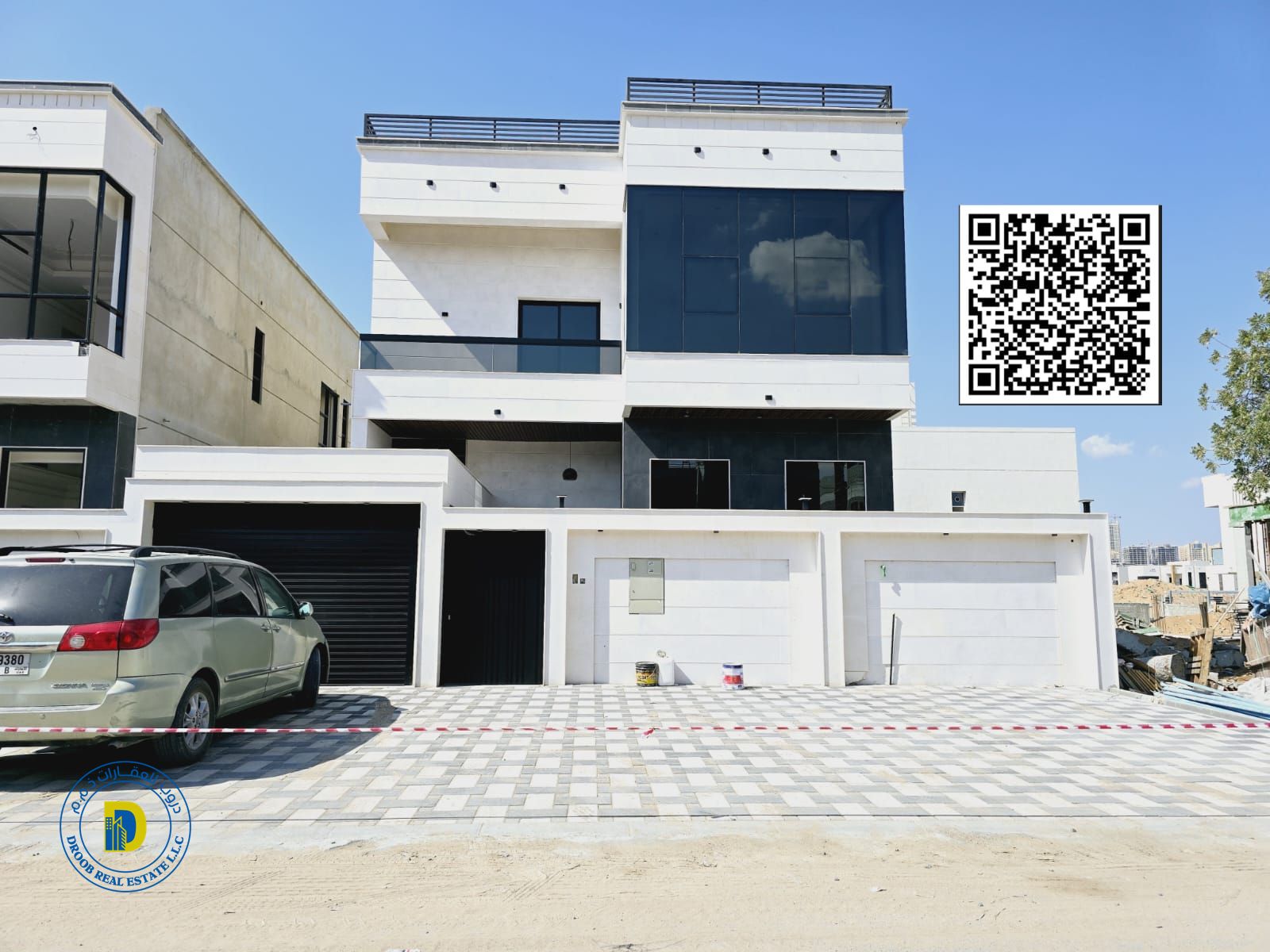 Luxury villa with modern finishing for sale, 5 rooms, large area, price includes registration and ownership fees