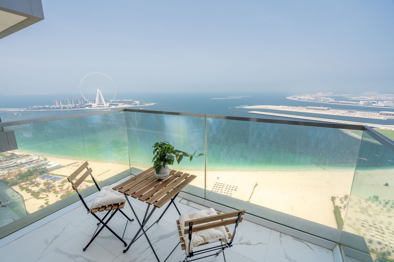 GuestReady - Beachfront heaven with stunning views