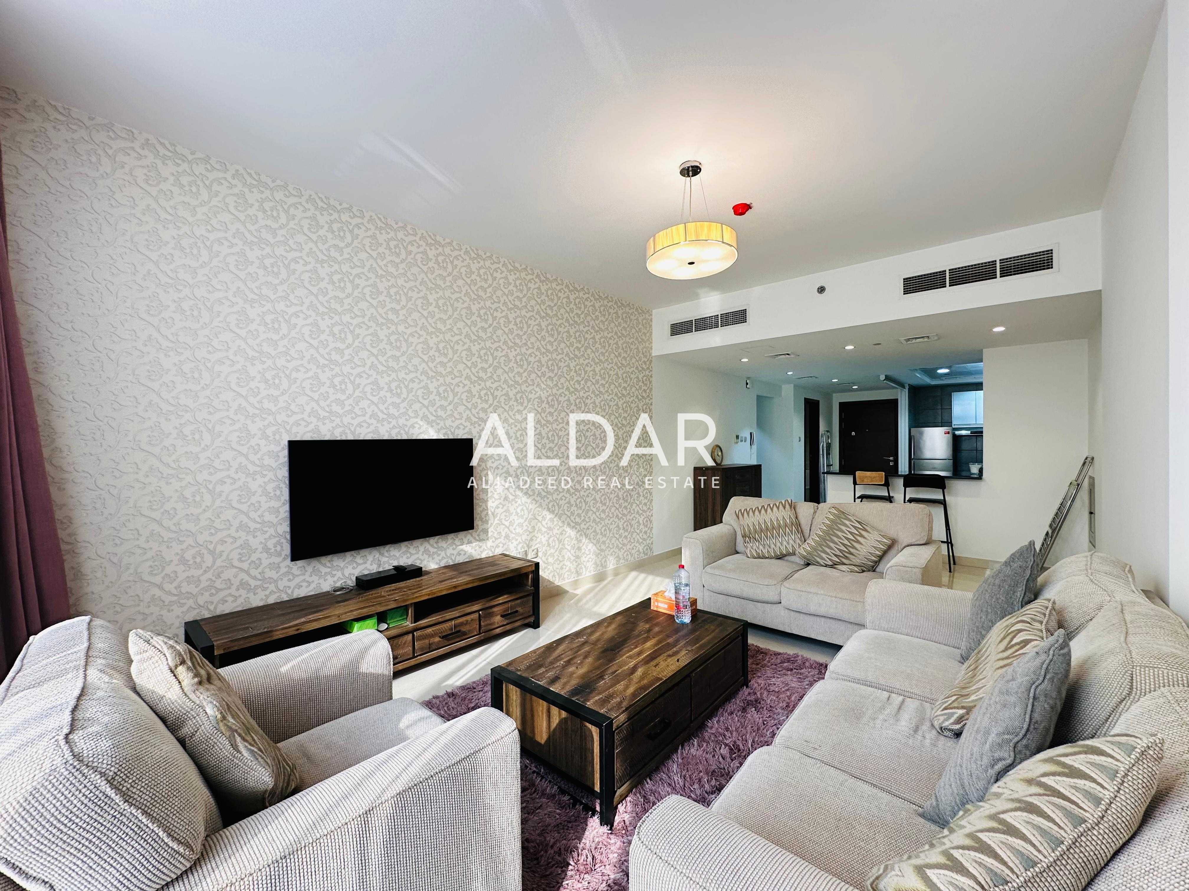 apartment card