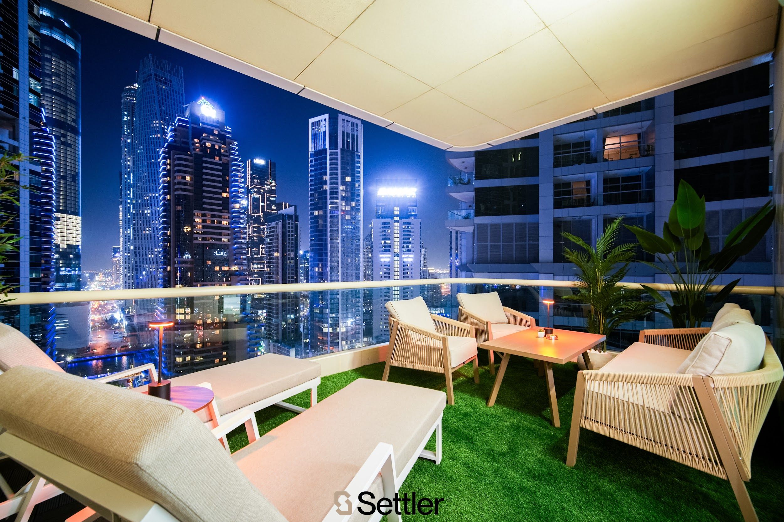 New renovation 2BR | Marina & Palm View | Terrace