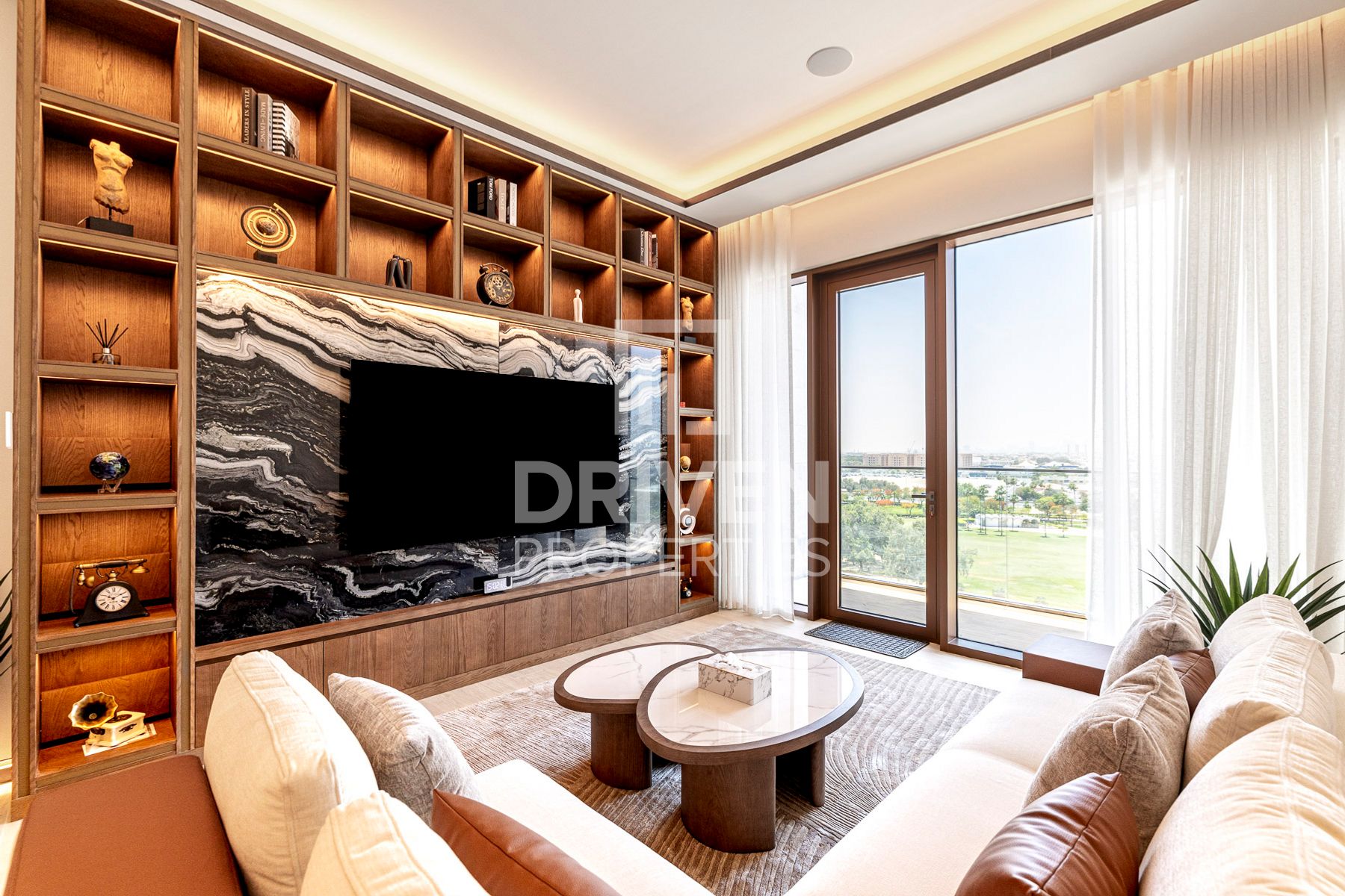 Luxurious APT | Unique Layout | Refined Finish