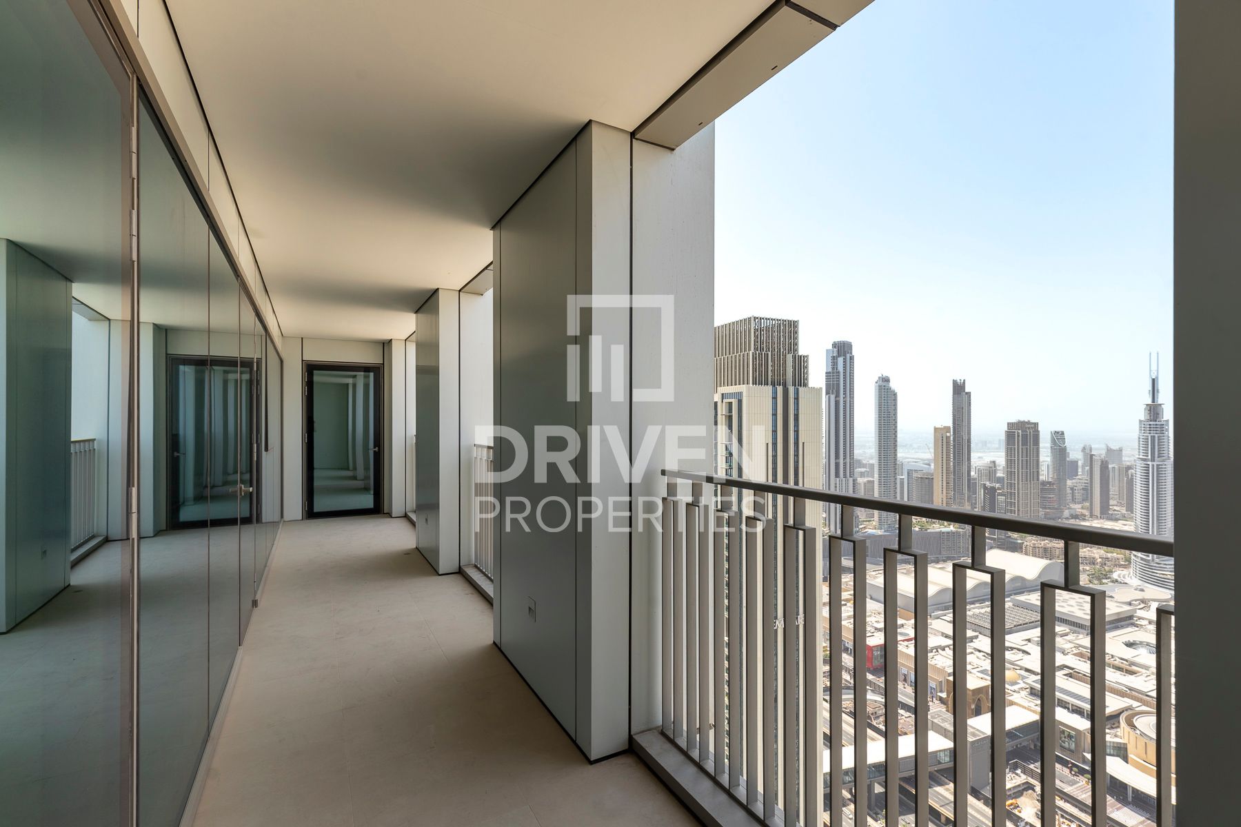 Iconic Burj Khalifa View | Ultra-Luxury Apartment