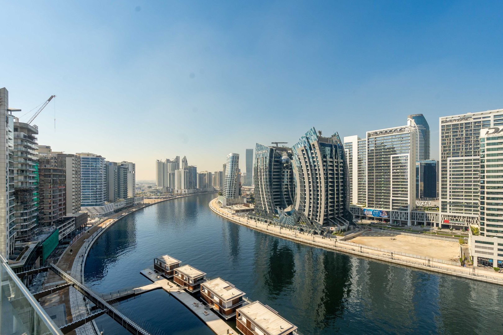 Majestic Canal and Burj Khalifa view - 15 Northside T2 B109