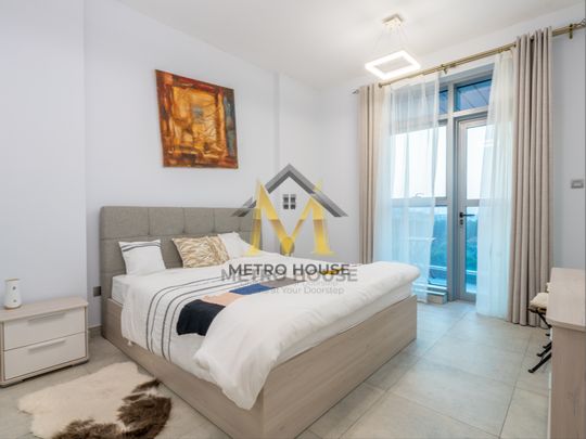 apartment card