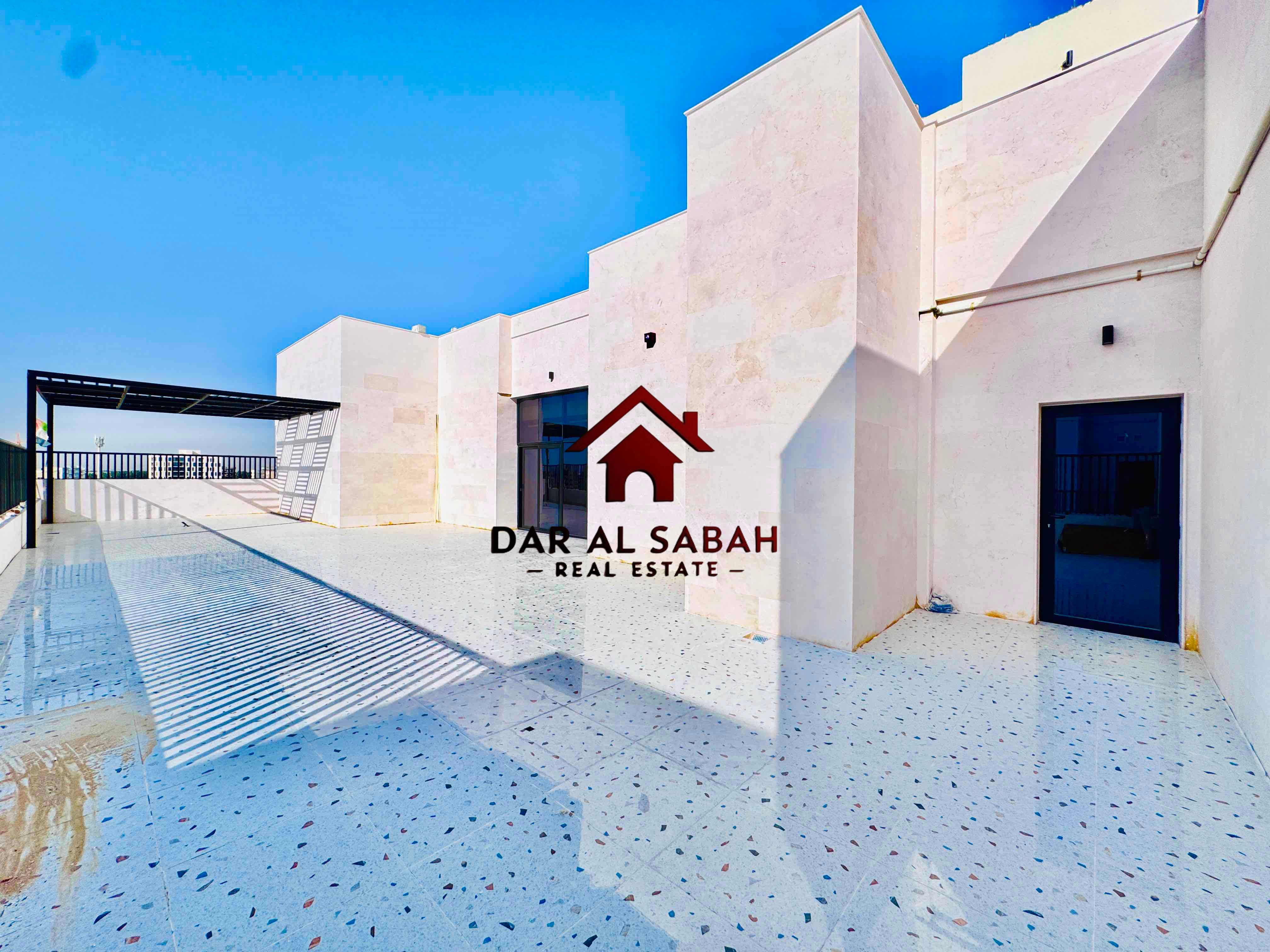 Huge Terrace+2 balconies/1 Month free/master bedroom/No deposit cash/6 cheque payment