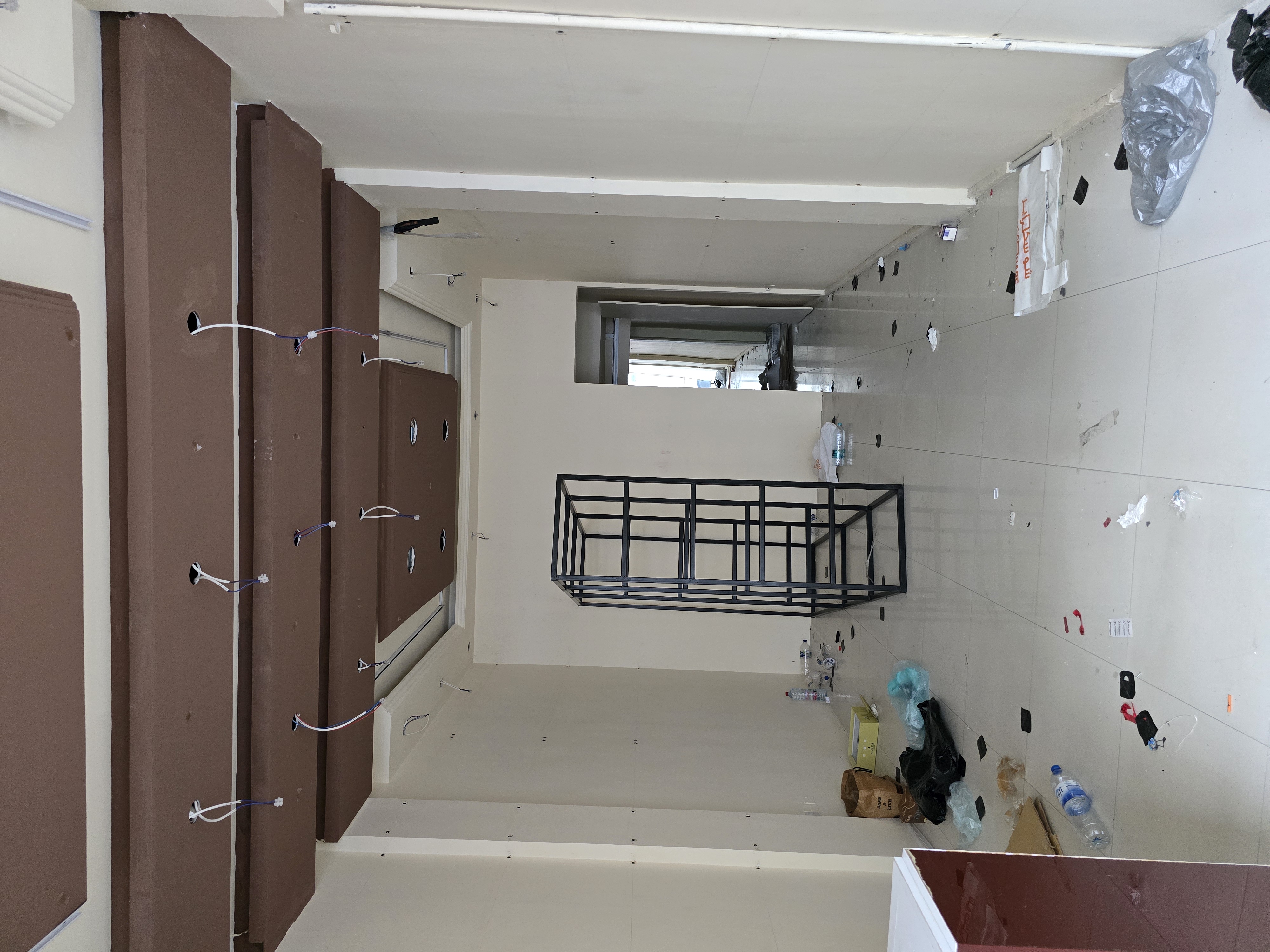 600 Sqft Shop Near Al Ansari Exchange Rolla Area Sharjah