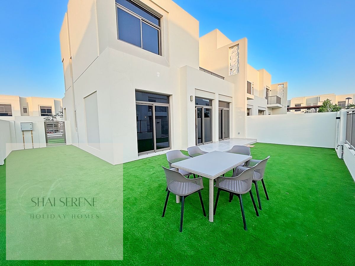 Bright | 4 plus Maids Townhouse | Furnished | Bills Included