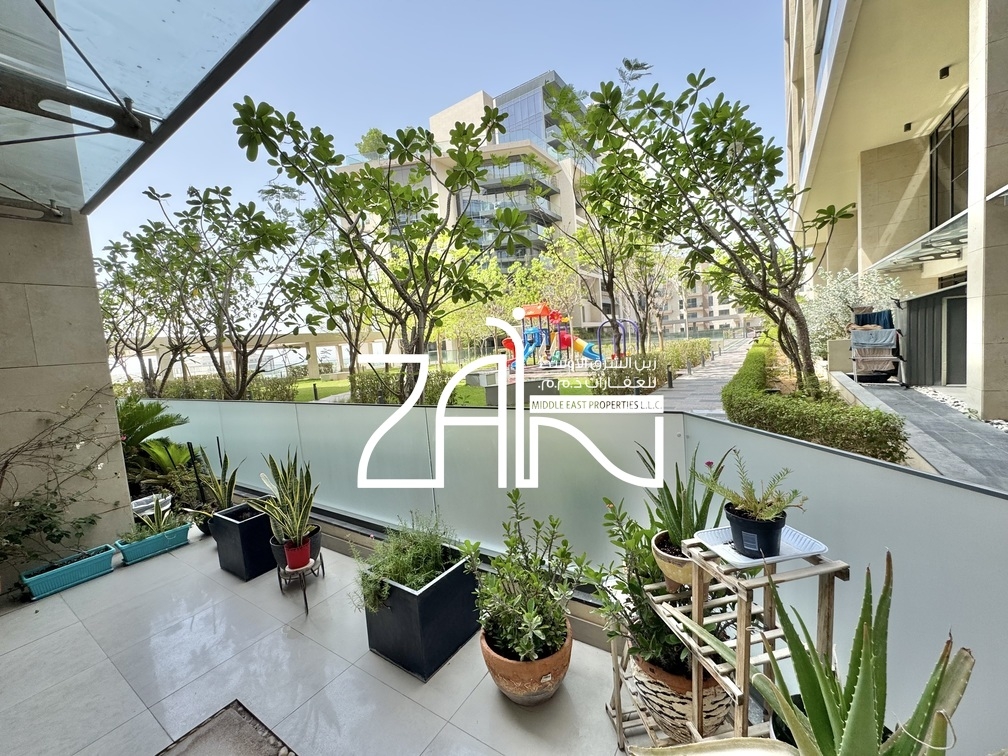 apartment card