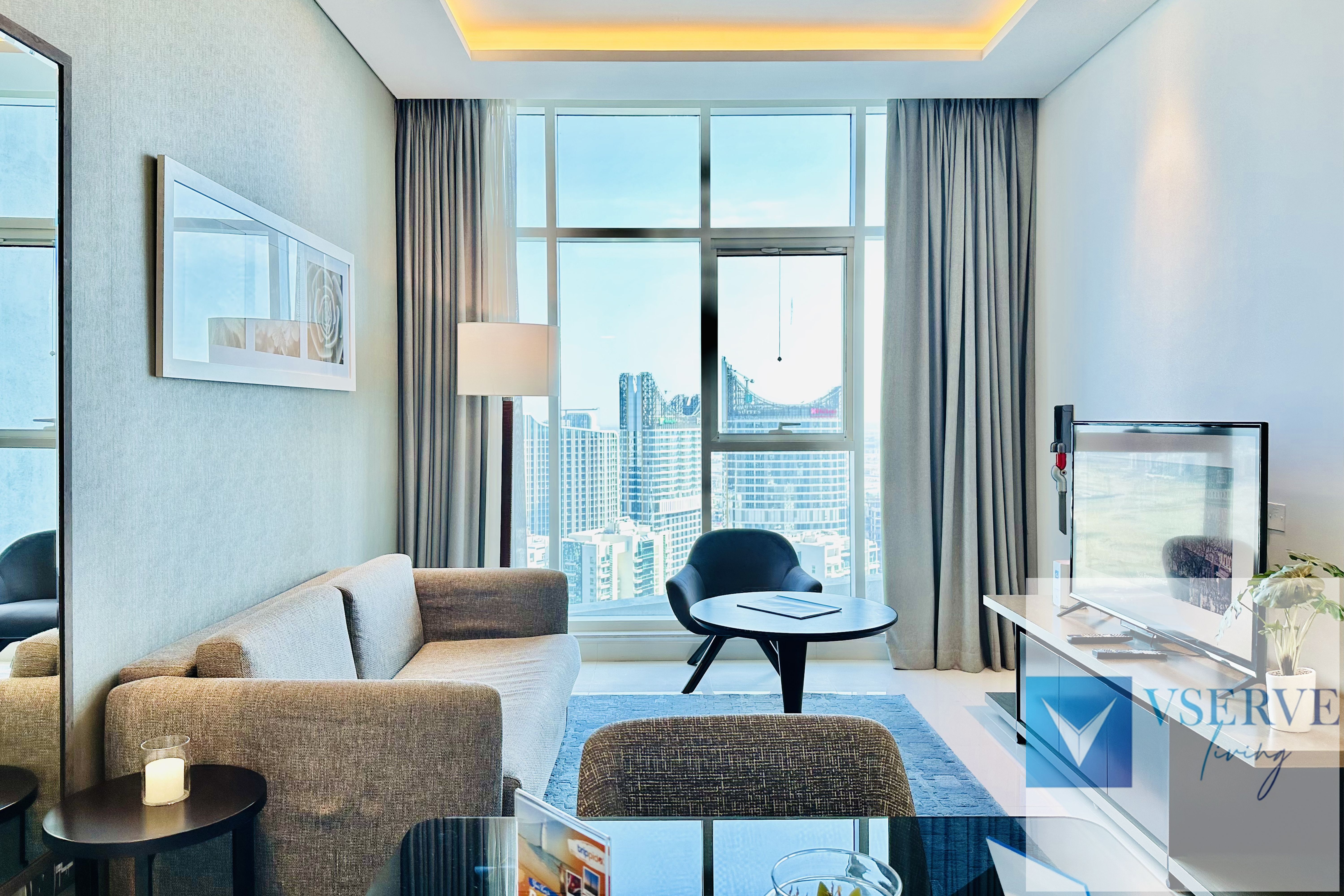 Stylish specious 1 BR with Canal View