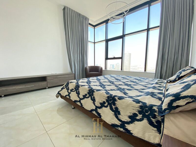 apartment card