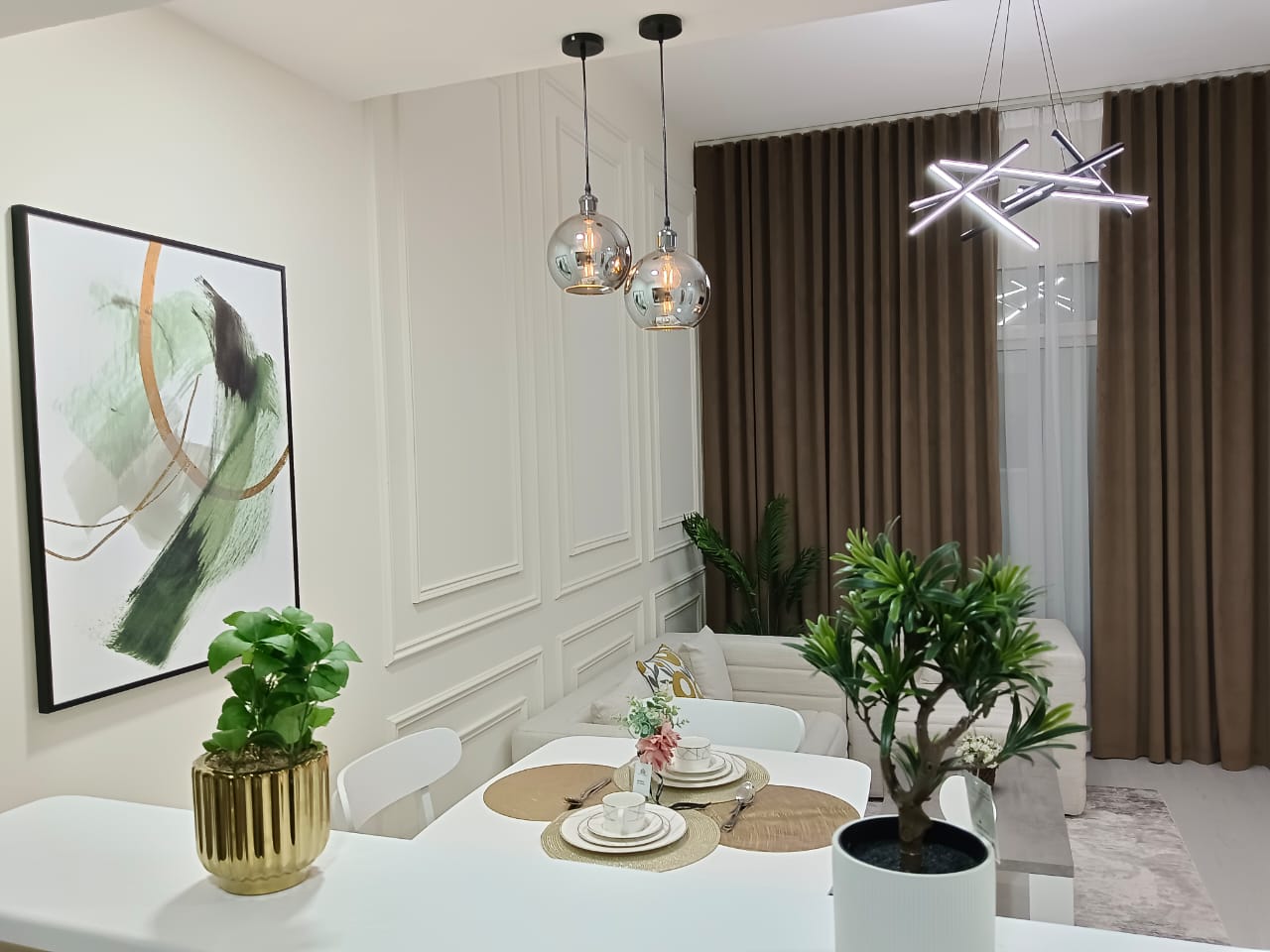 Well furnished - 1 bhk - DSO NEAR SOUQ EXTRA - available for monthly and yearly rental - include all