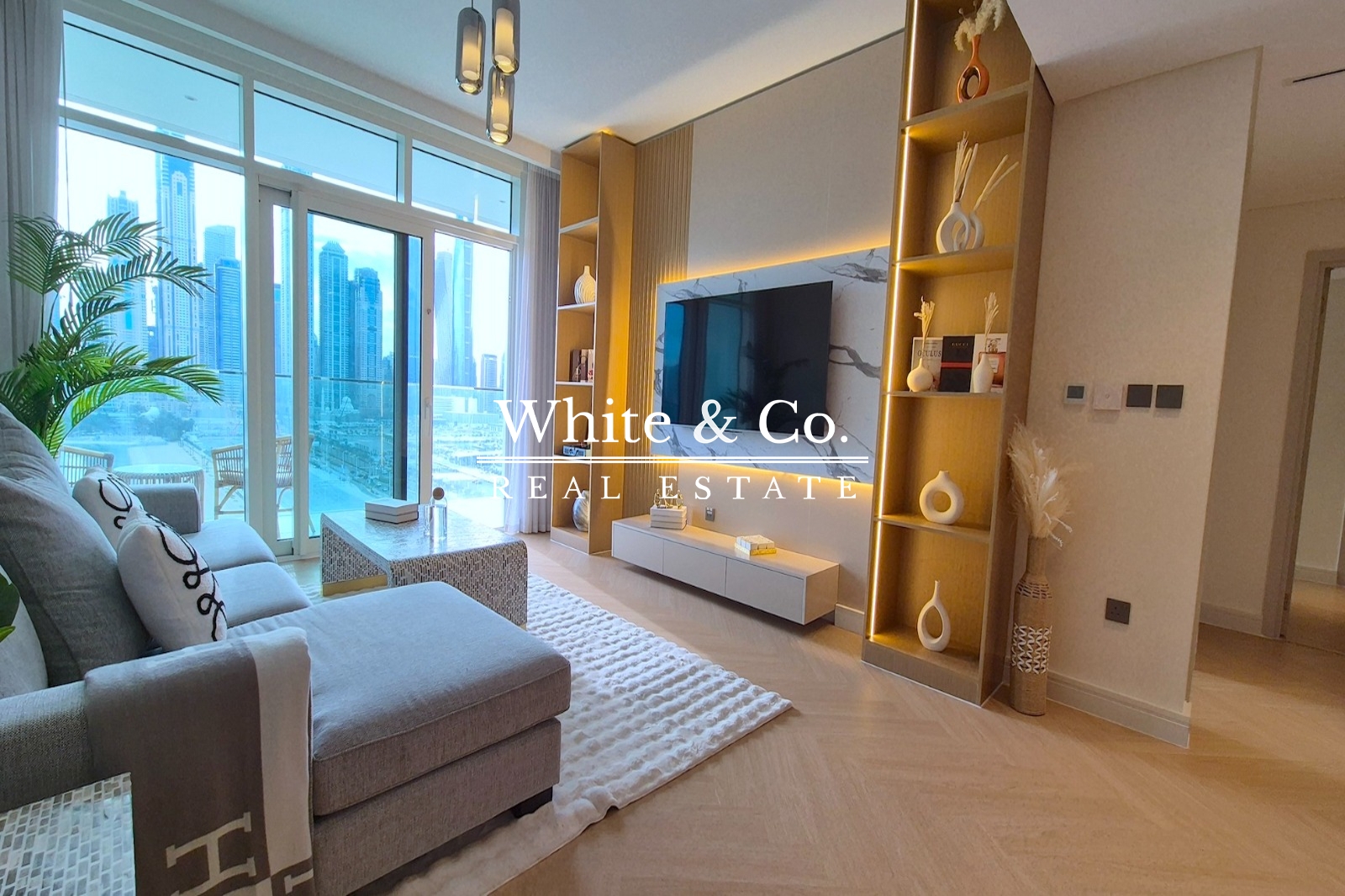 Upgraded | Chiller Free | Private Beach