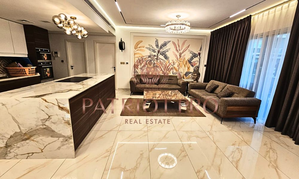 apartment card