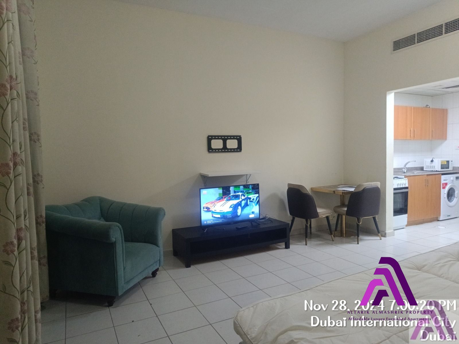Well-Maintained Furnished Studio | Ideal for Singles or Couples | Dubai