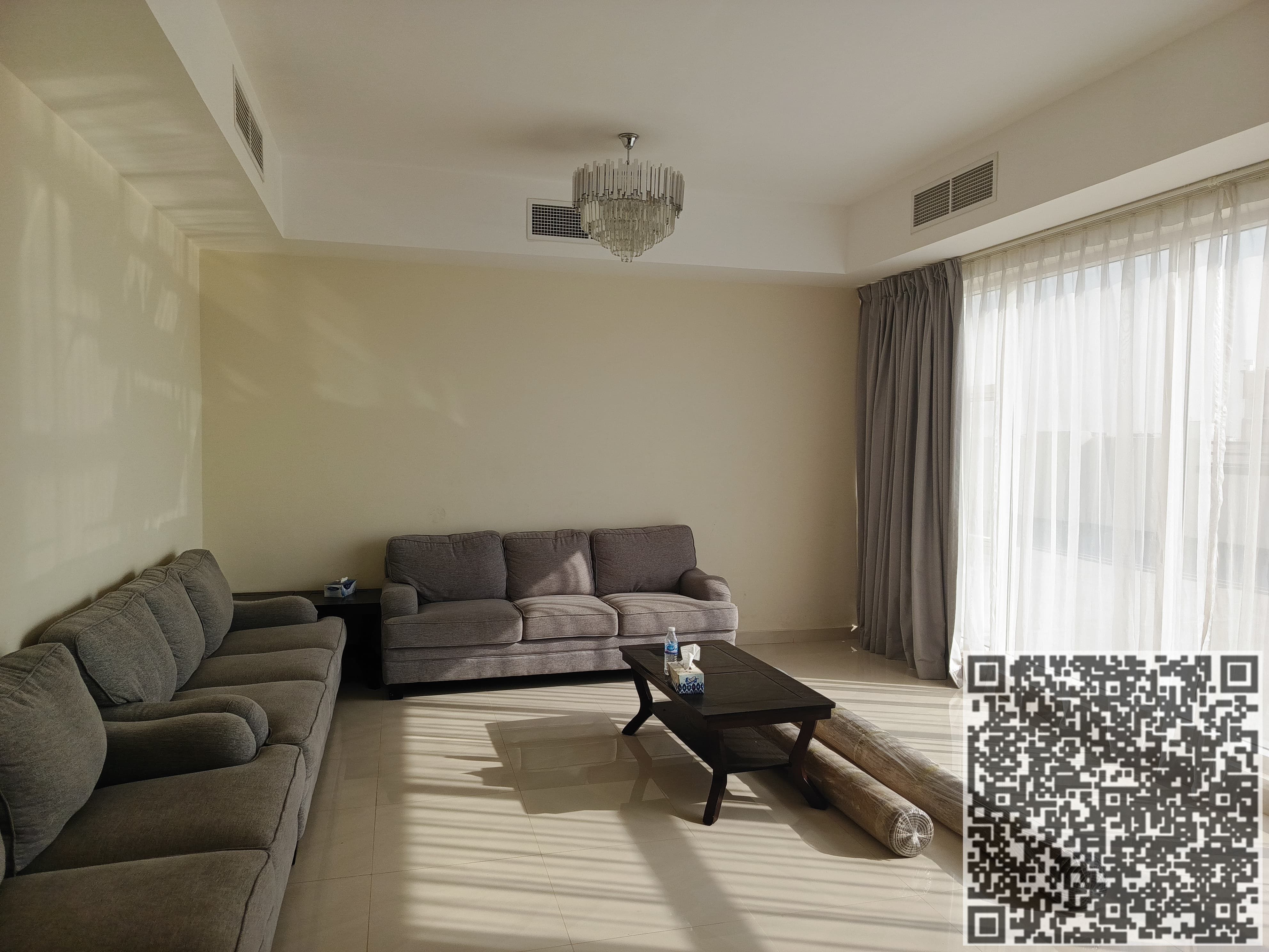 FULLY FURNISHED READYTO MOVE LUXURIOUS PENTHOUSE AVAILABLE FOR RENT YEARLY AND MONTHLY AS WELL