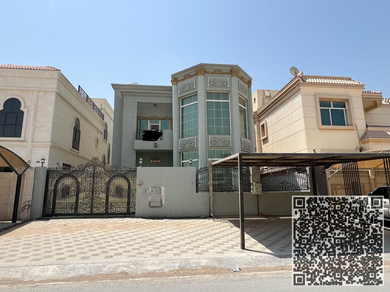 5 Bhk Fully furnished Villa at Prime Location