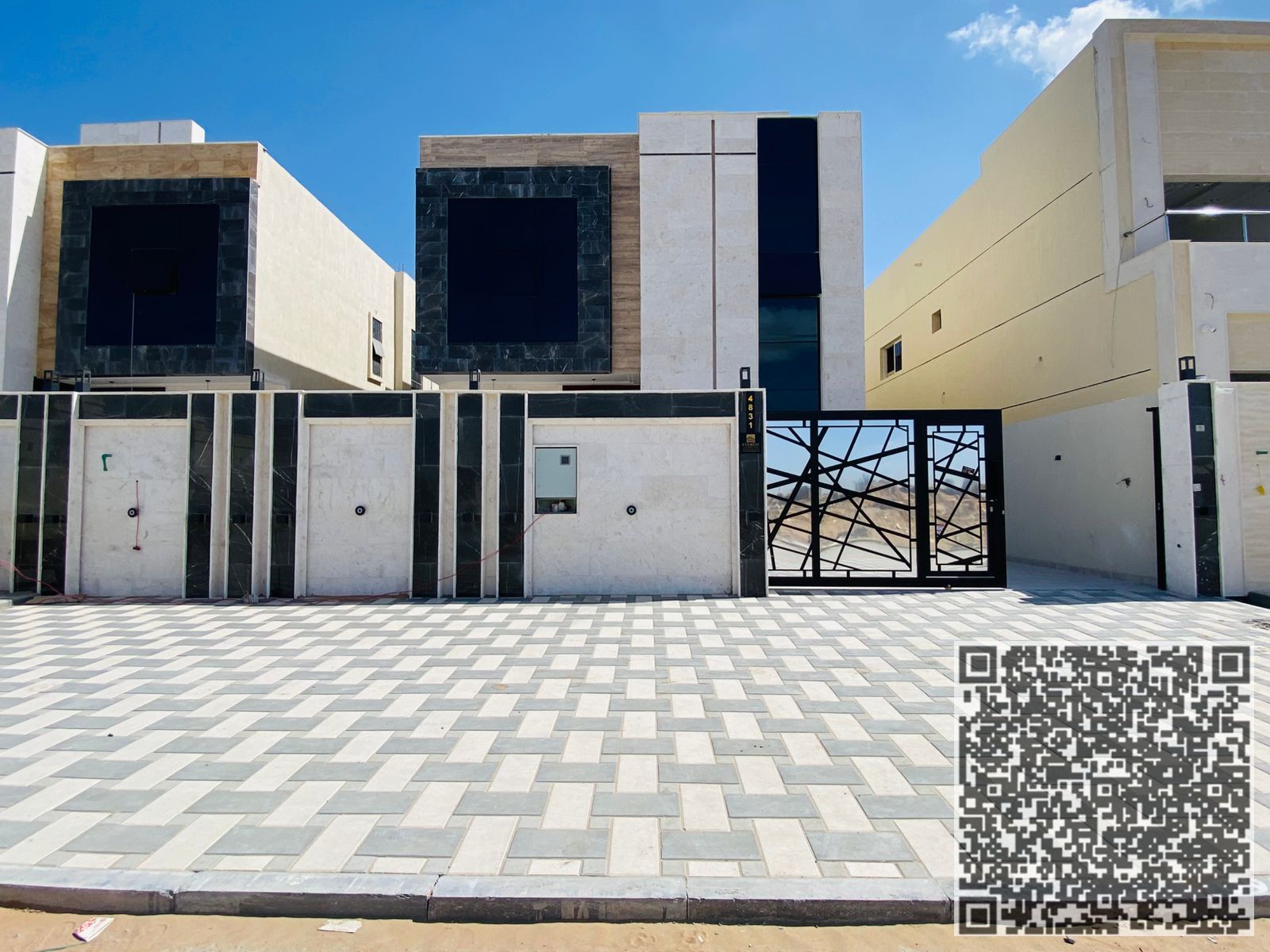 4 luxurious Villa for sale in Al helio-Ajman