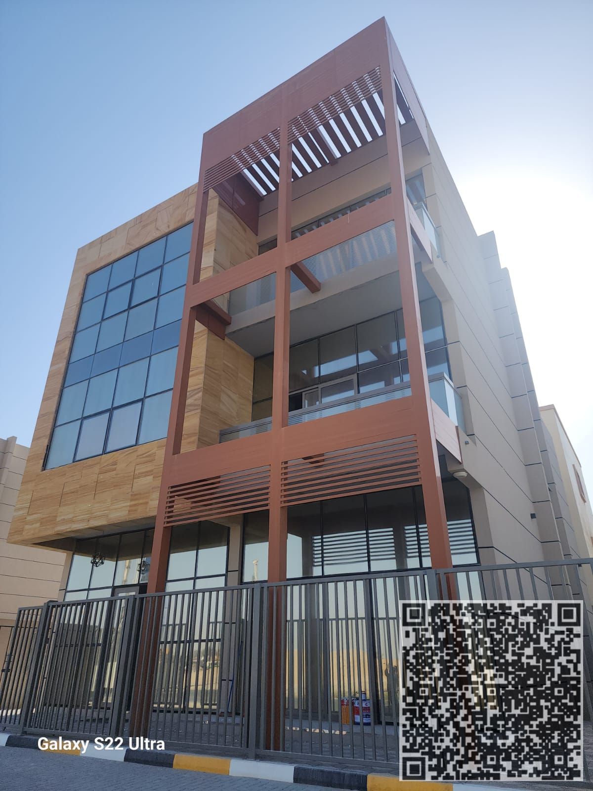COMMERCIAL BUILDING AVAILABLE FOR RENT IN AL-TALLAH AJMAN. .