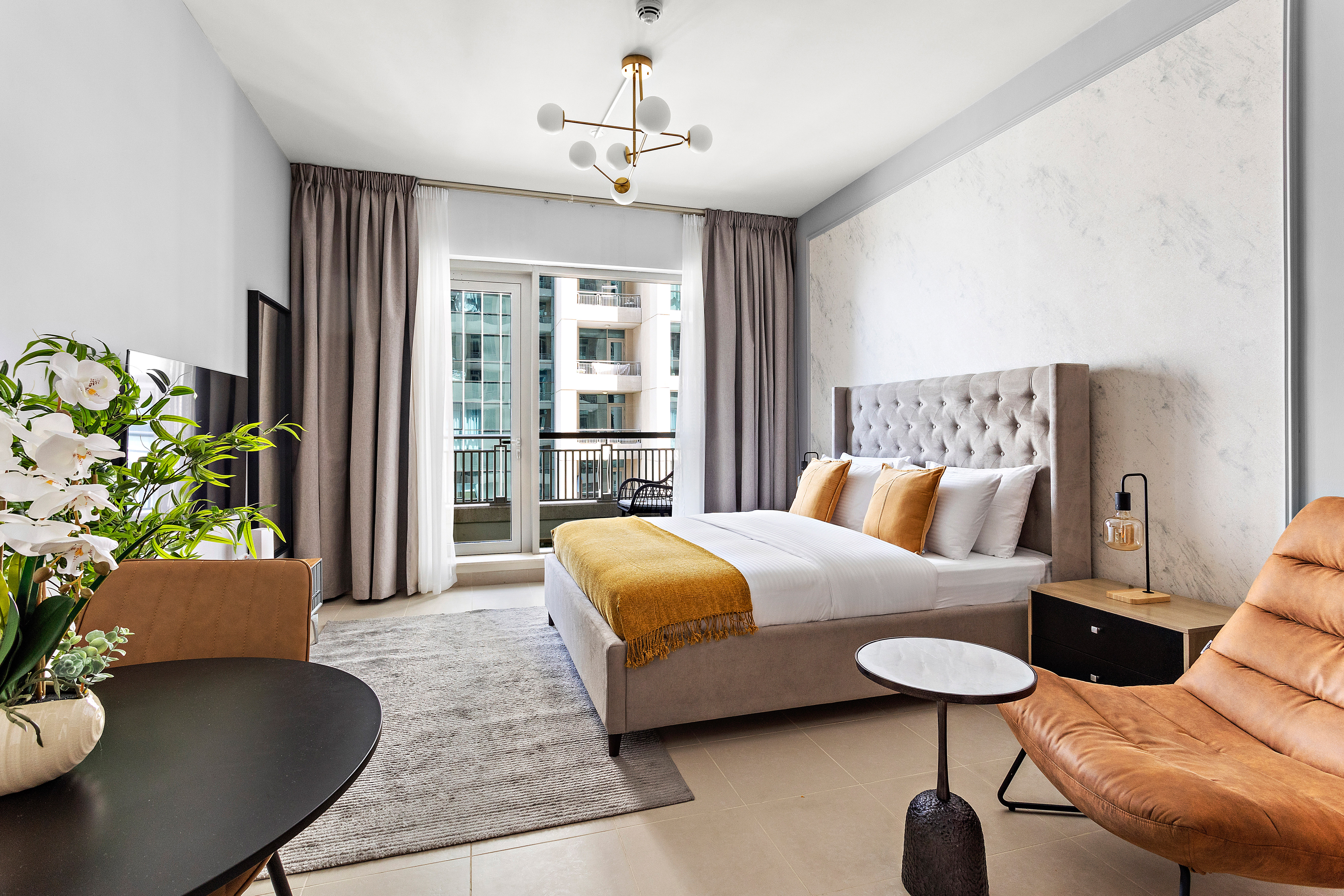 Modern Studio | Autumn Price | Fully Furnished