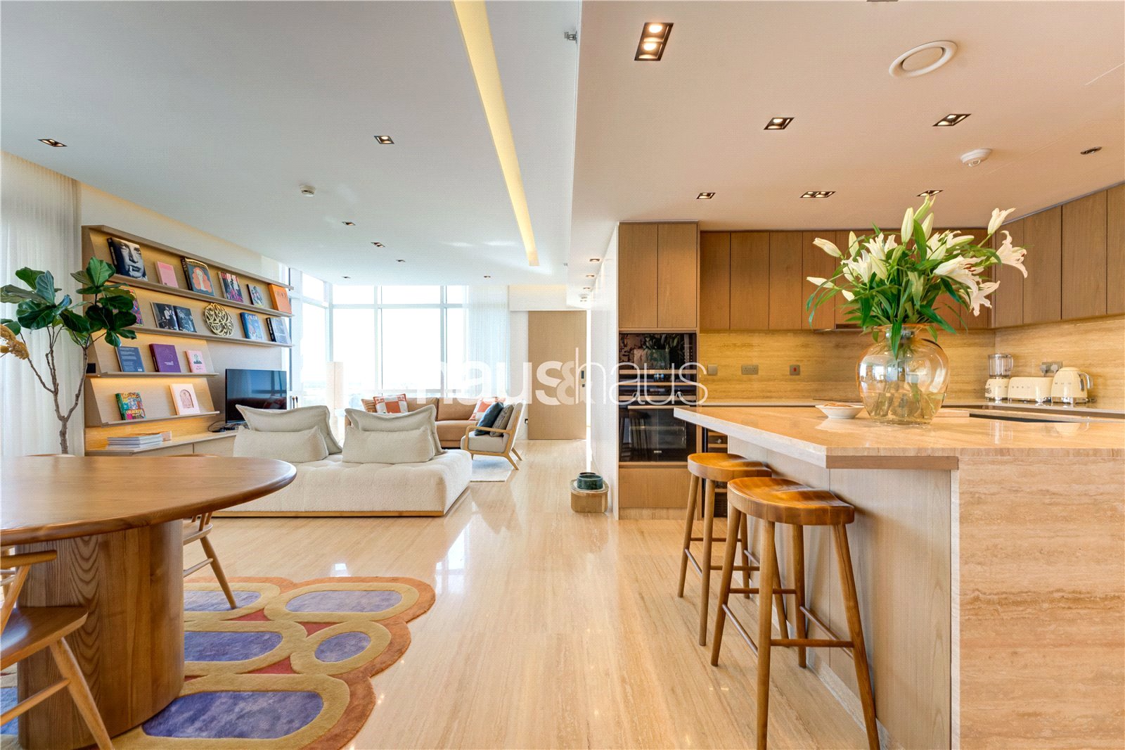 apartment card