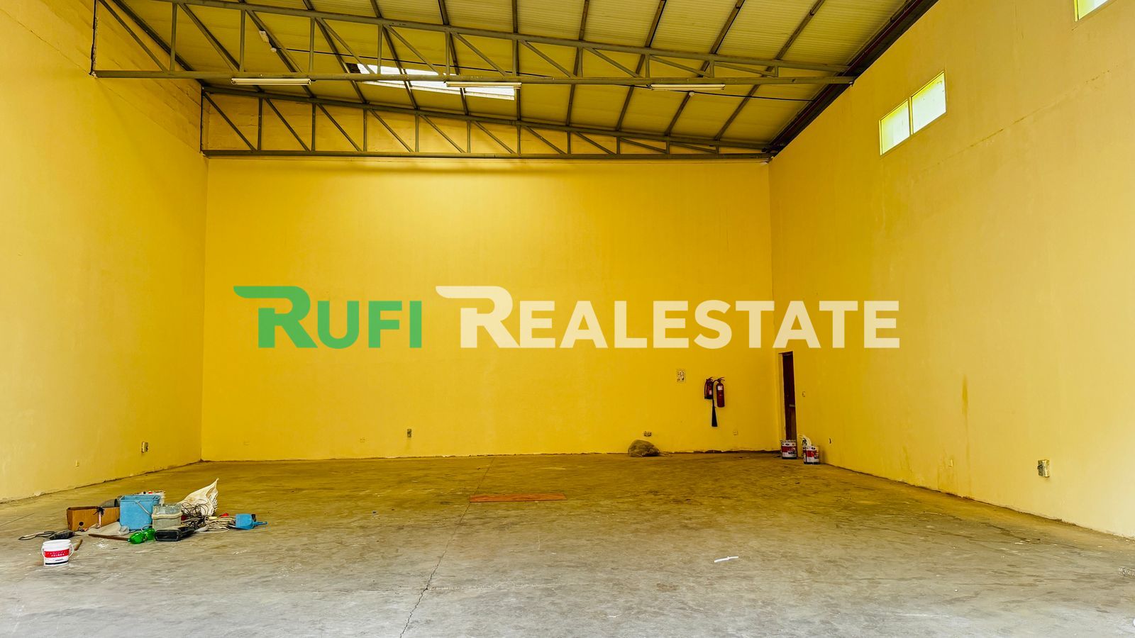 2500 SQFT WAREHOUSE AVAILABLE FOR RENT IN UMQ
