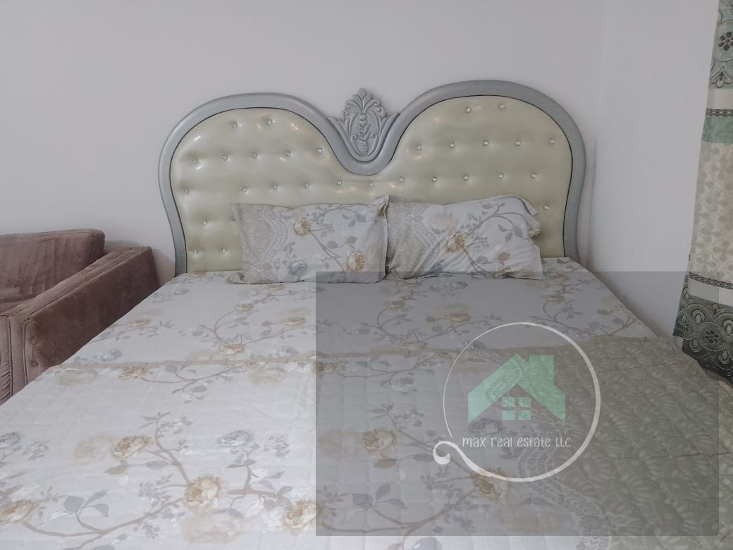 Monthly furnished studio, including bills: water, electricity, internet, gas, cleaning and maintenance, 2500, close to all services, cheapest price an