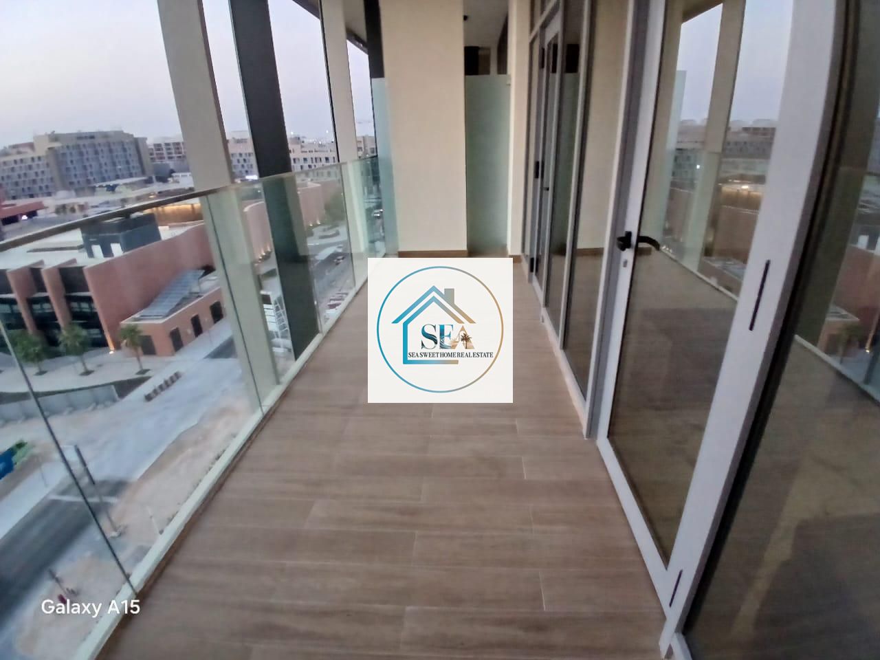apartment card