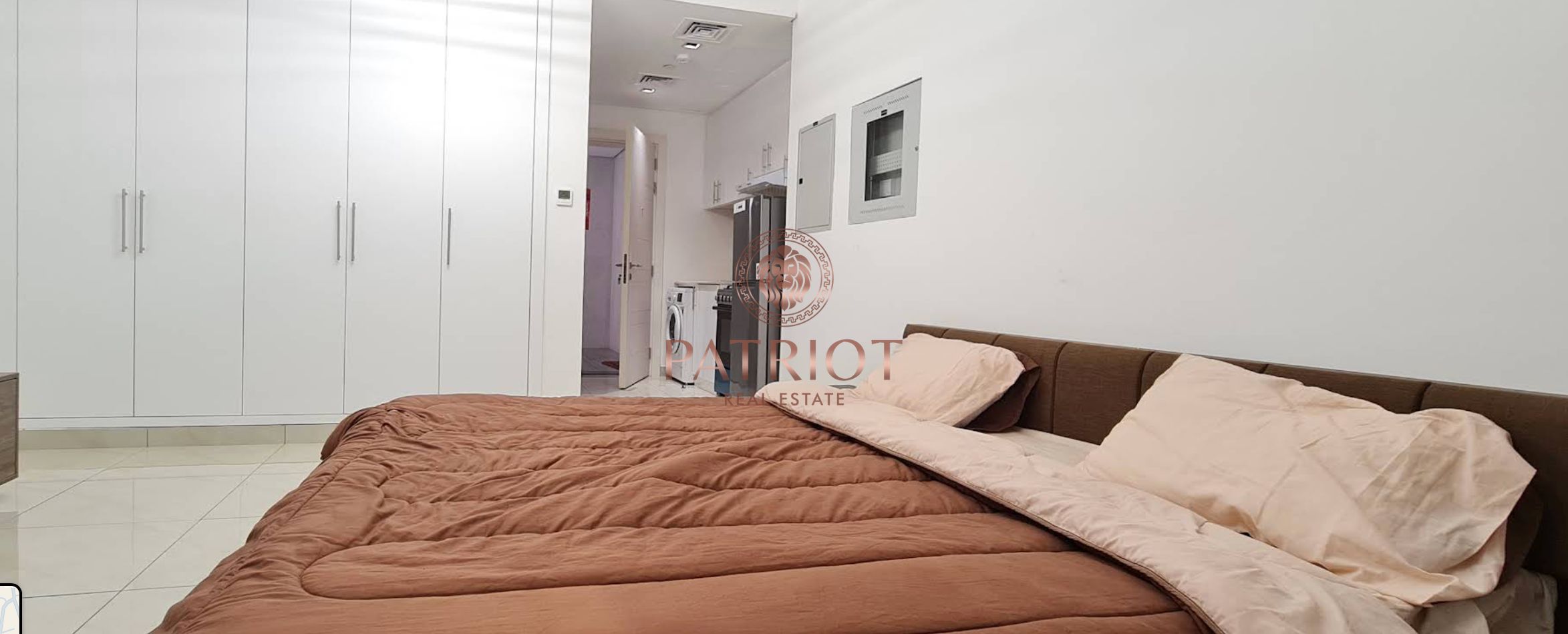 apartment card