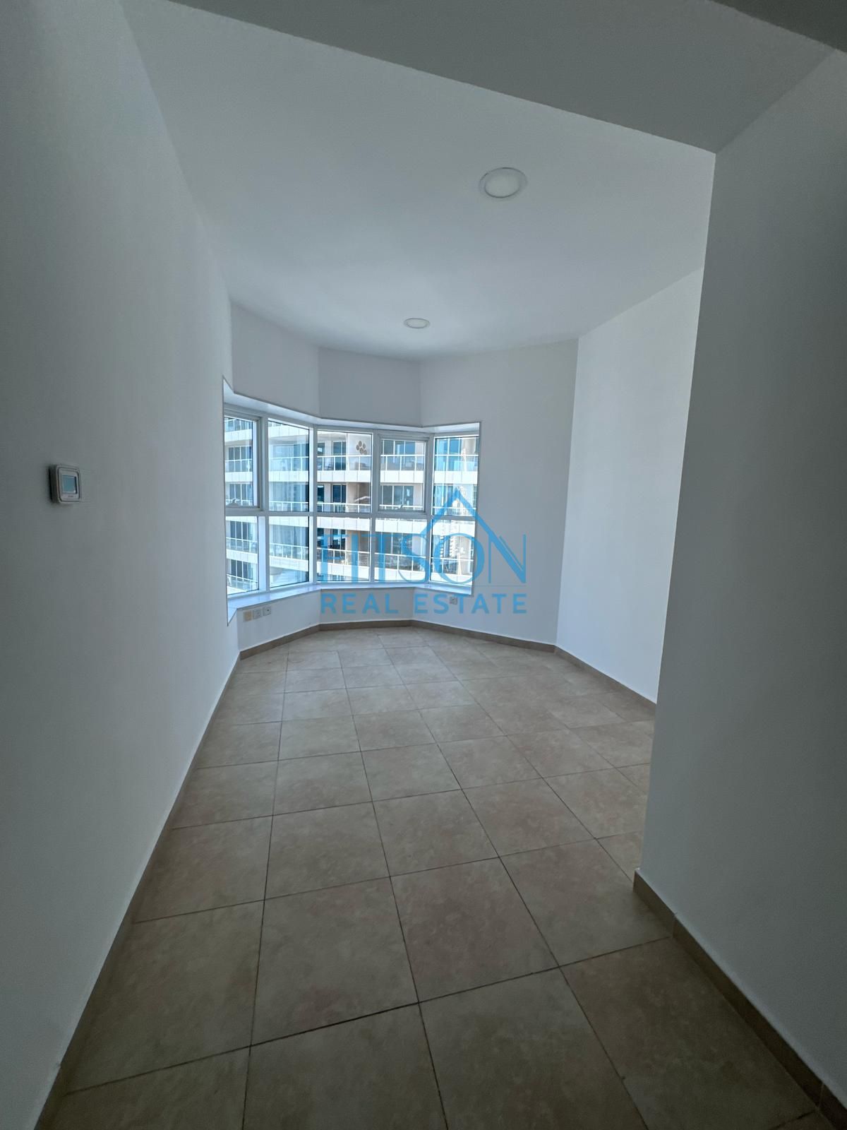 apartment card