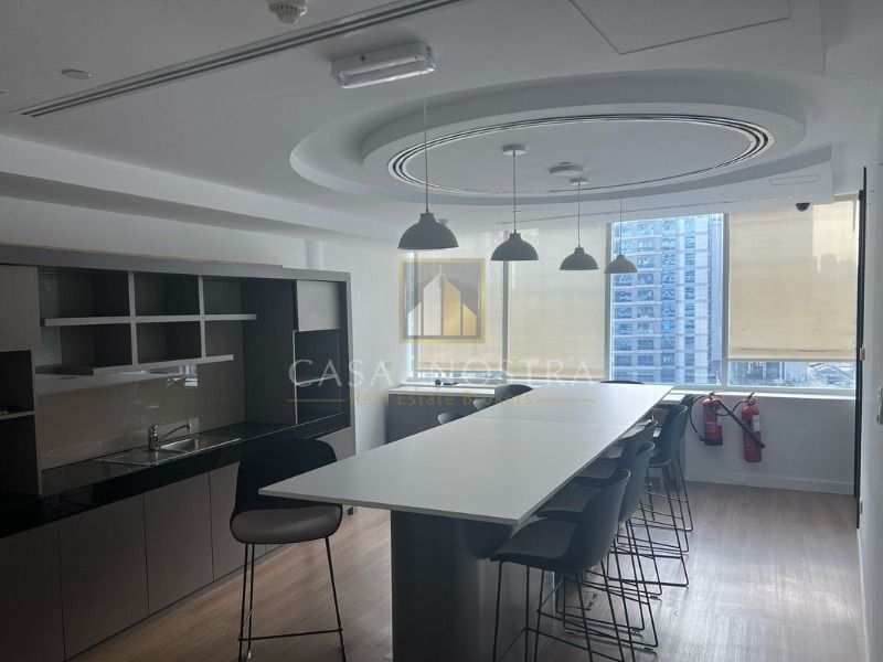 Spacious Office | Move-in Ready | Business Area