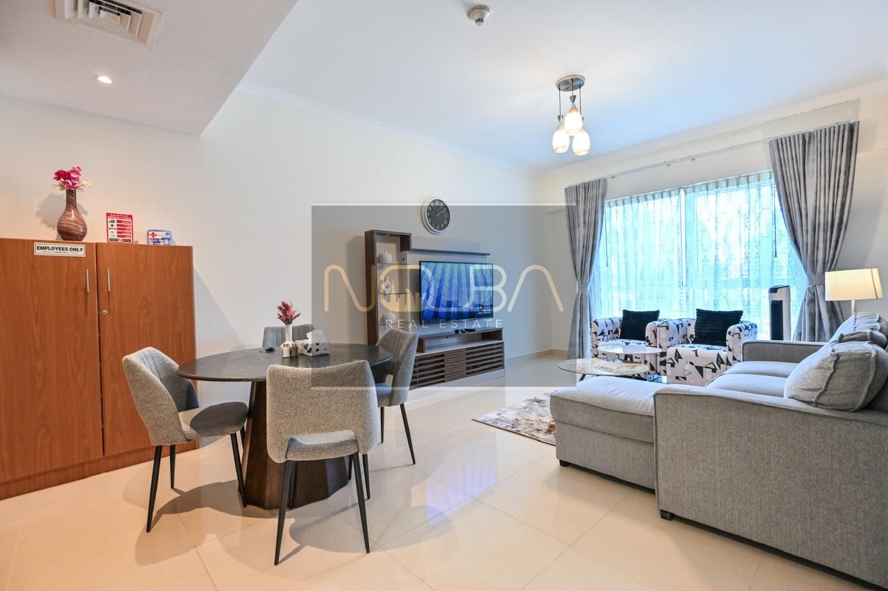 apartment card