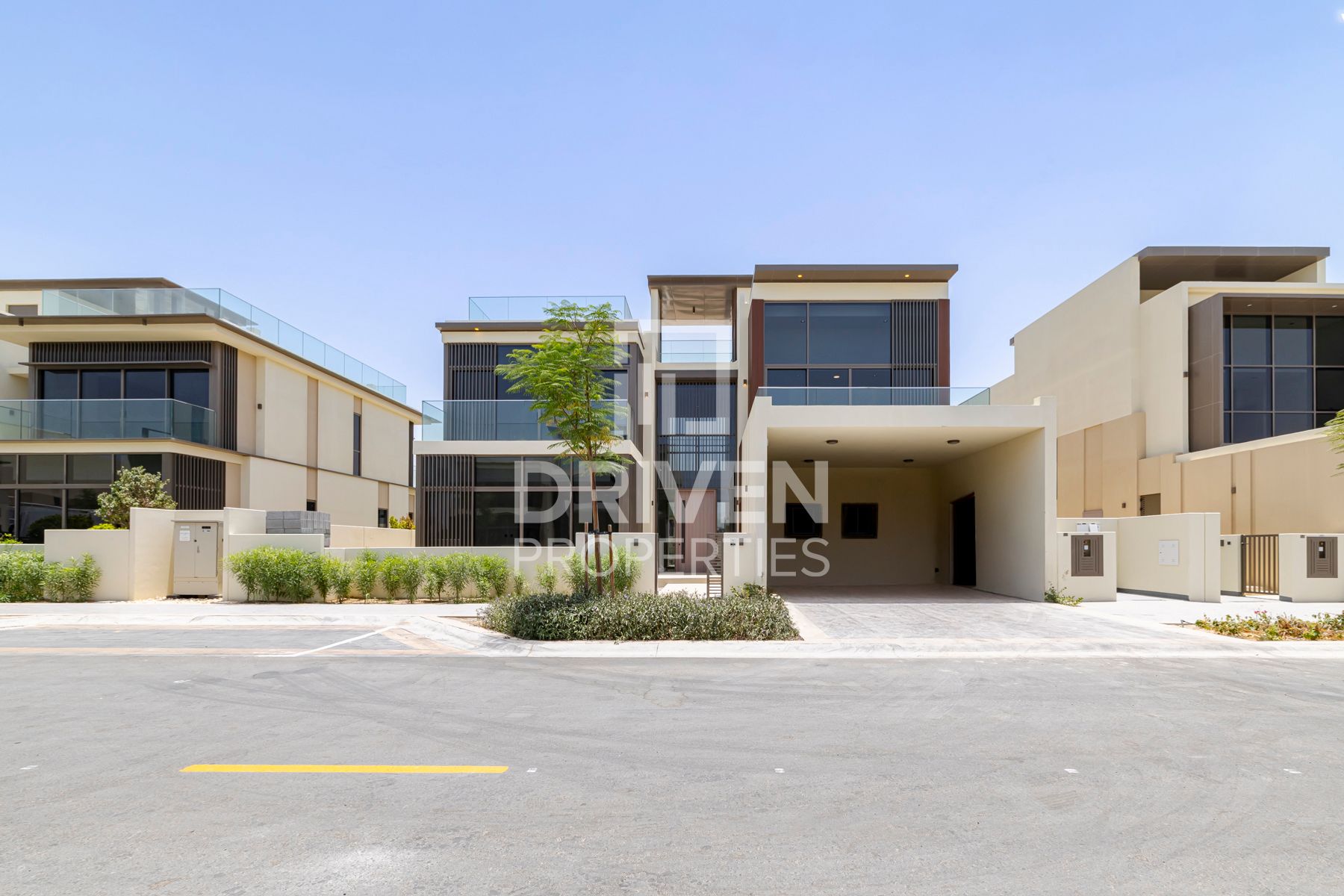 Contemporary Villa with Stunning Views | Vacant