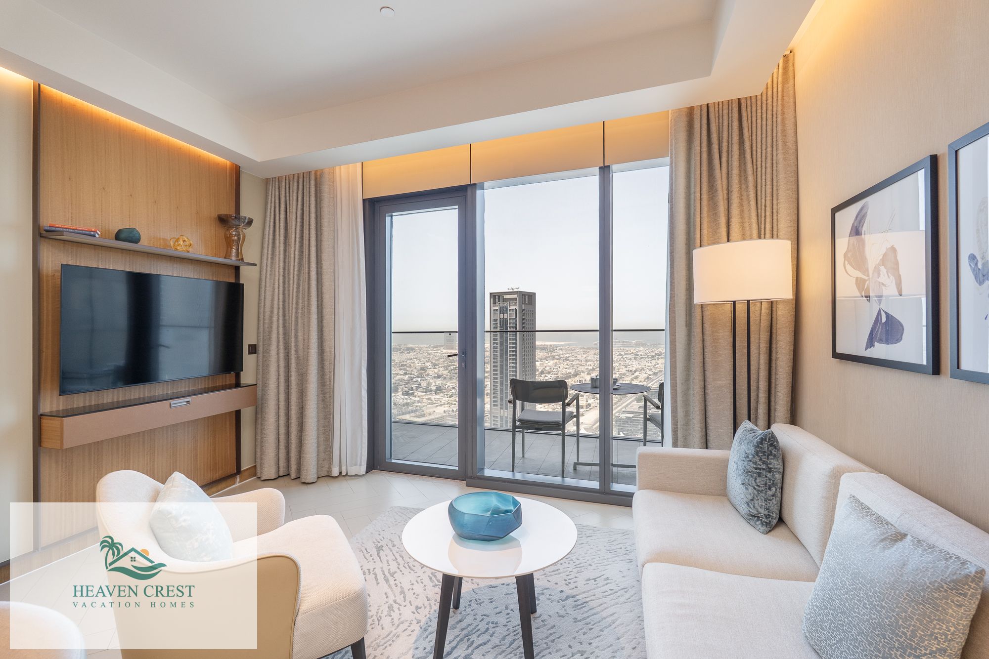 1BD Balcony Views, Steps from Dubai Mall & Burj Khalifa – Luxury Premiere High Floor