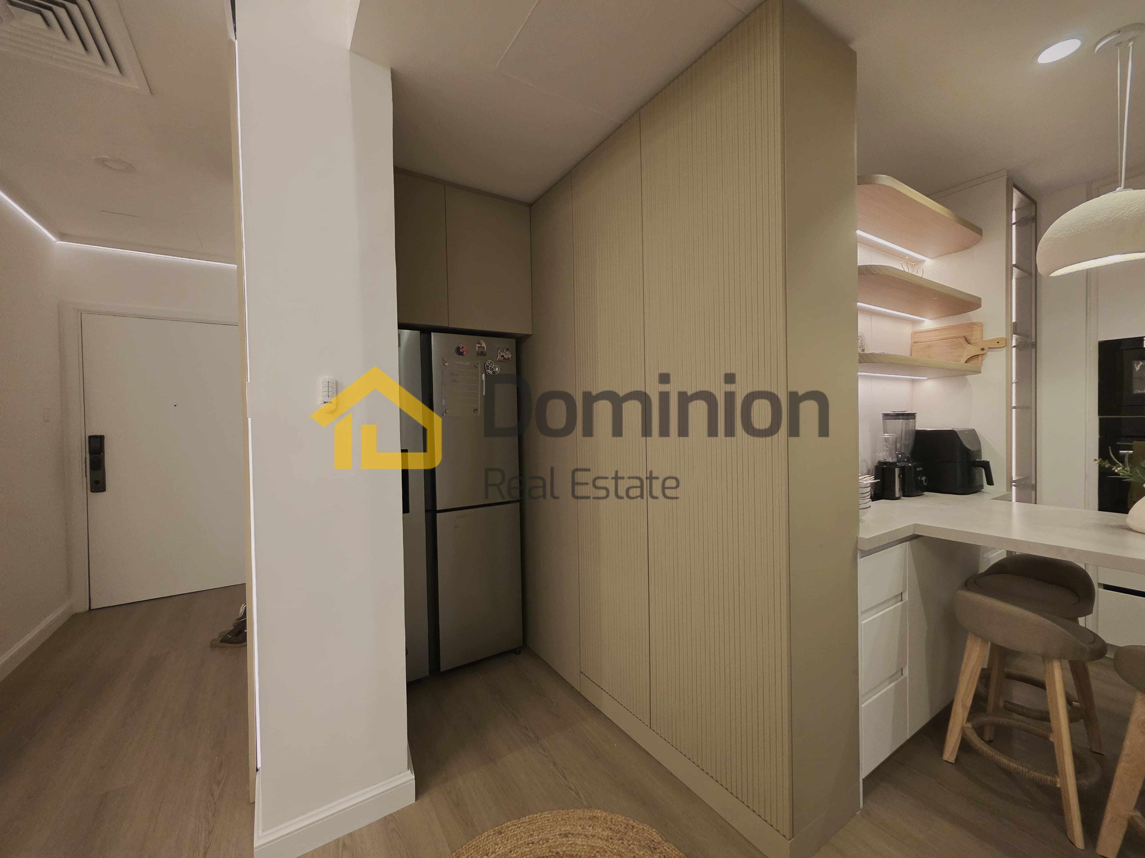 Great Deal | Premium Location | Ready To Move In | Resale