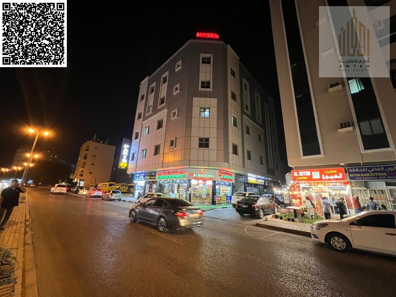 For investment, a building for sale in a prime loc
