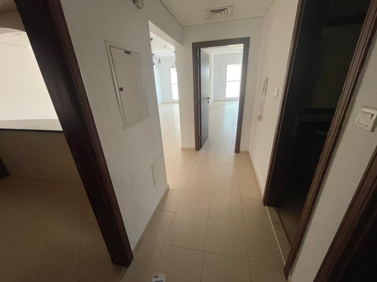 VACANT! Perfect Size, LAyout ! Great Deal