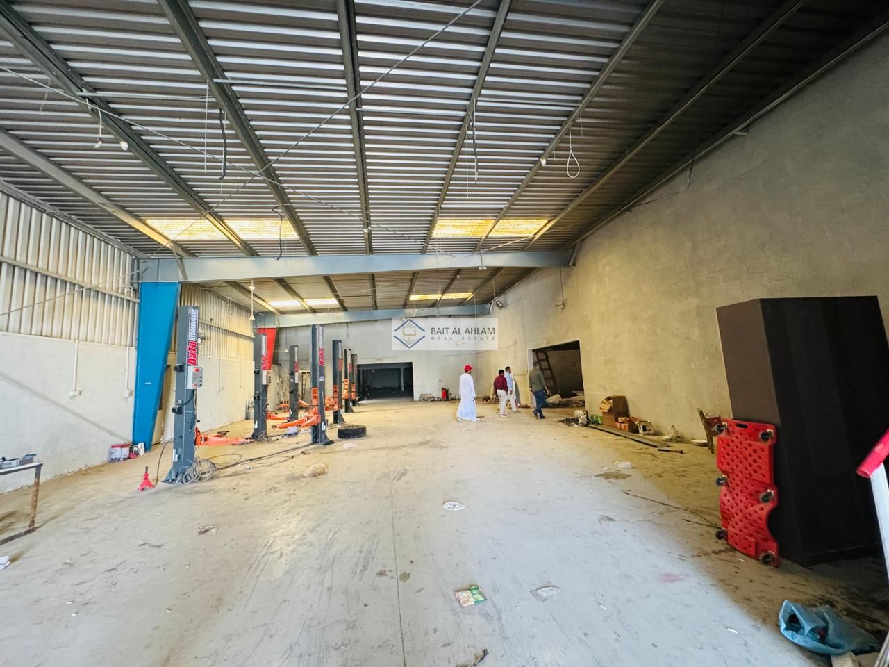 Electricity power 110 /21,000 sqft Warehouse for Rent industrial Area 10,Sharjah